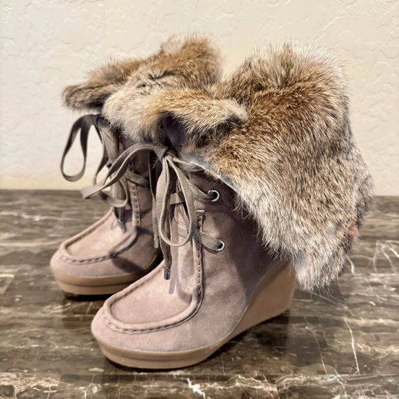 NEW Coach Scout Sahara Suede Leather and Rabbit Fur Wedge Boots - Picture 4 of 13